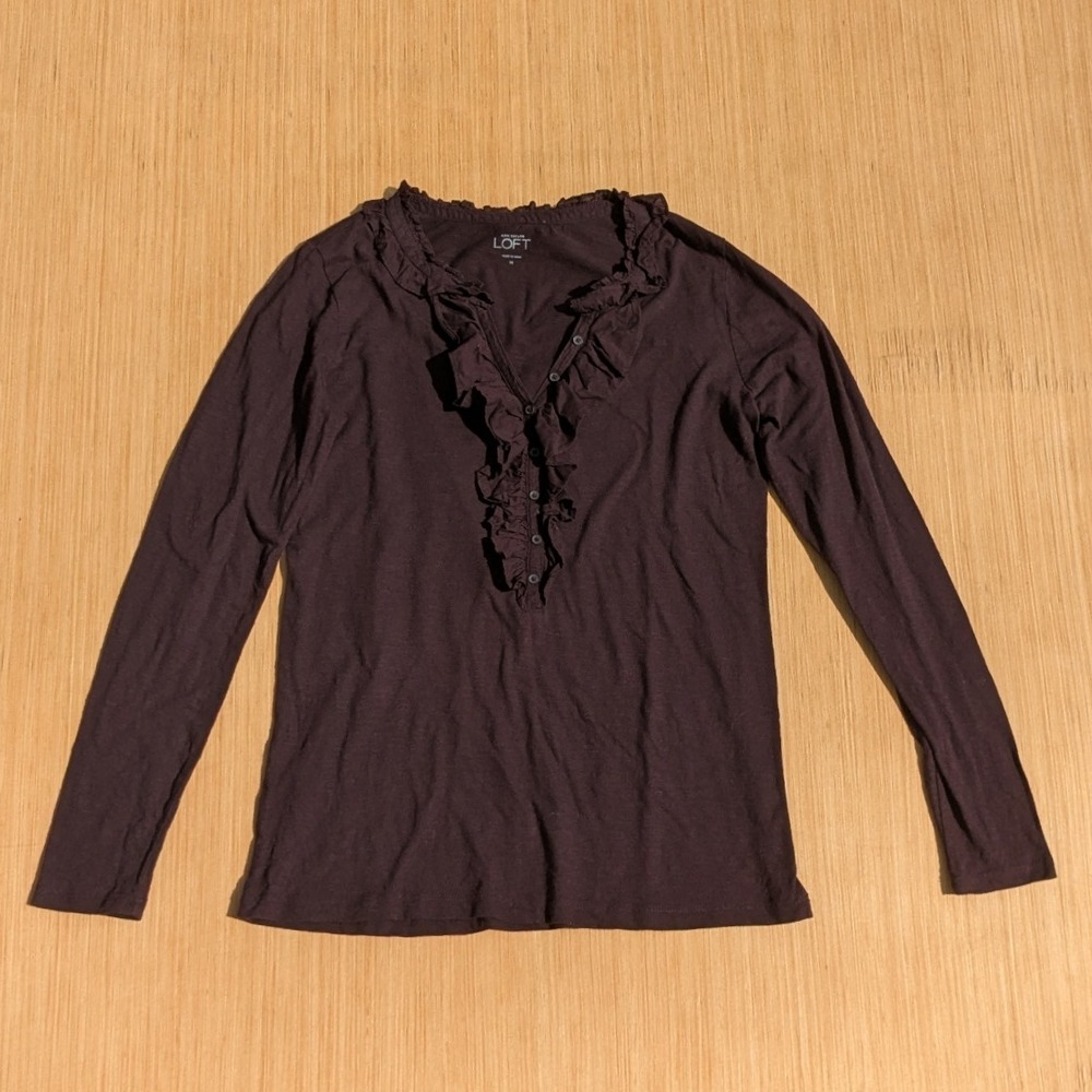 LOFT Ann Taylor Top Ruffle Burgundy Dark Academia Preppy Layering Women's Medium